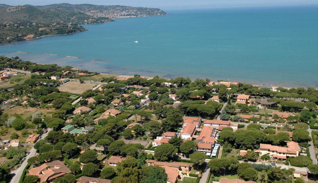 Rta Airone Aparthotel Orbetello Ngoại thất bức ảnh